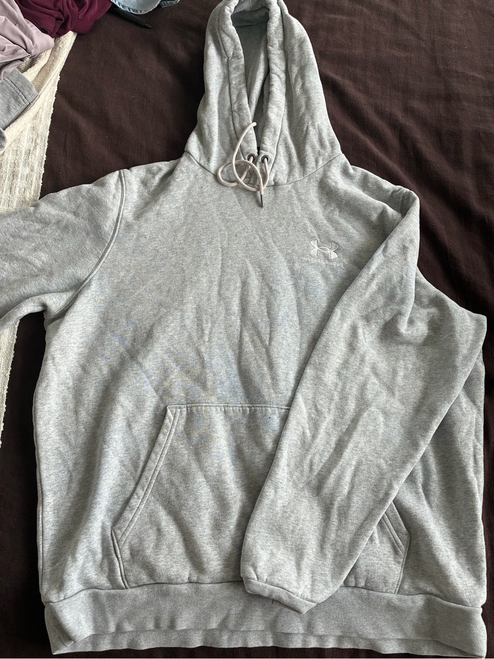 Under Armour Gray Hoodie Size Large Like New